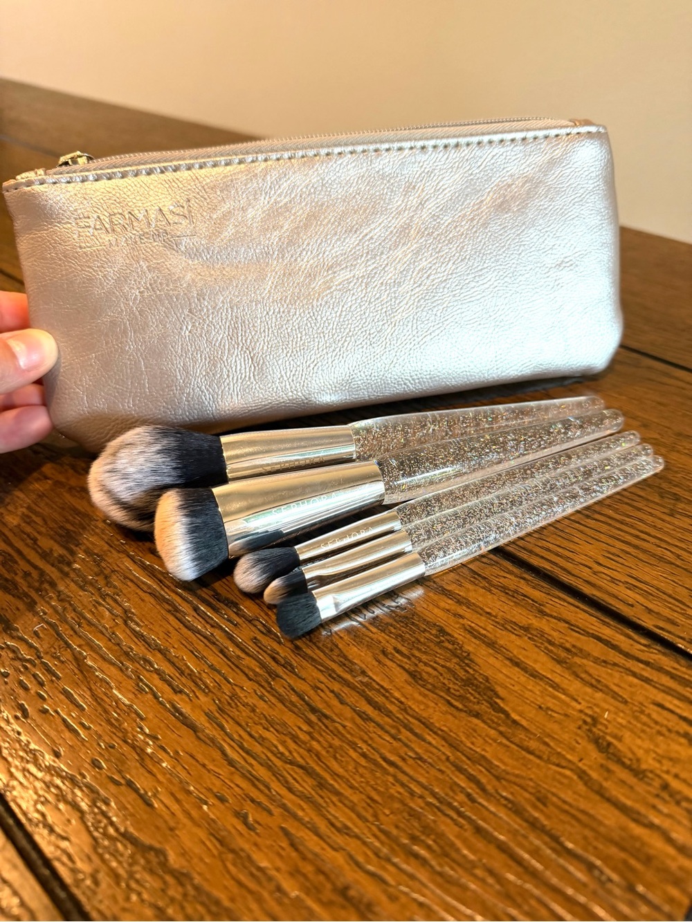 Lot of Makeup Brushes Assorted Sephora Brand farmasi pouch